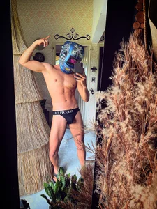 4 you 🫶🏻⚡️💯 od AlexisLoaiza  3 snímek