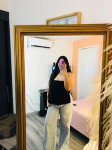 ArabellaTurner a casual girl รูป  4