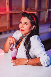 KendalMilleer Elegance that Never Dies 🎩🌹 Pic