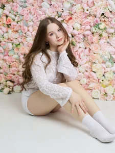 SYDNEY_DIAMONDS You won't be able to look away🤍🤍🤍 Pic 4