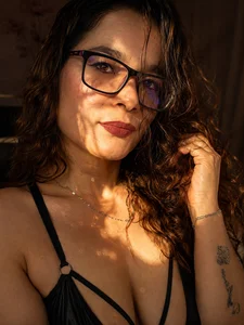 Rose_Thompson1 kullanıcısının Milf hot albümü -  4 fotoğraf