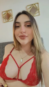 Public od samgomez_  4 snímek