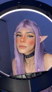 Varya_Ferreira: Cute Girl ( 2 фото)