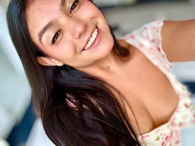 Sofia_lovee0Yellow 💛💛图片 3