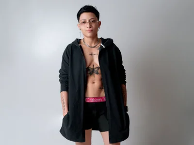 ZoeGrey Im fit صورة واحدة|ZoeGrey Im fit صورتان|ZoeGrey Im fit  صور|ZoeGrey Im fit  صورة