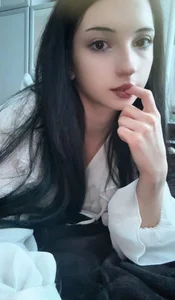 Kitty de UrBabeLuna  2 Imagens