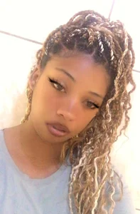 liciousssB Public Hình