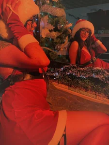 liinzy_rouse69 Happy new year🎁✨ Foto 2