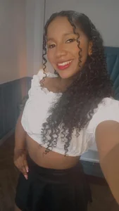 Chloe-Rose- ❤️❤️❤️ Pic