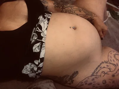 AmeliaAnale8 Pregnant . fénykép