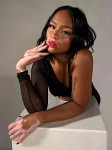 Hey I´m Sheila 🌟 od SheillaStar_  8 snímek