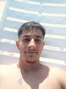 NudeAk47 Public Gambar 3