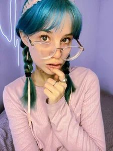 Lili_pup kullanıcısının Blue hair albümü -  fotoğraf