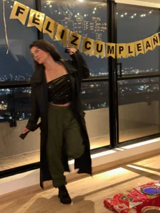 MARIELSINS_1111のThat's Marielの 2枚の写真