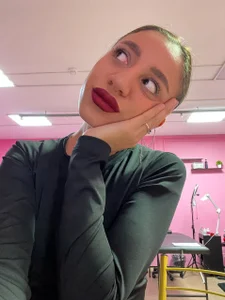 Just more of me de AngellaBarbini  Imagens