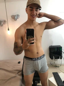 Goldendesirexx__ Relax Pic 3
