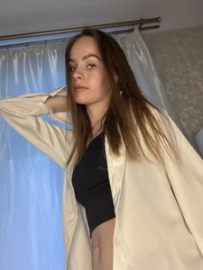 AnnamariaVanlandingham Soft Hours 🤍✨ Immagine  2