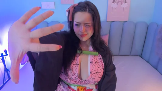 Nezuko chan de curvy_rousi Foto 3