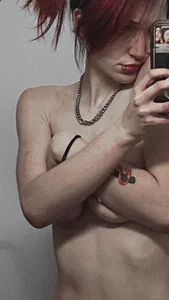 DaphneDanger Tease me Please Me Pic