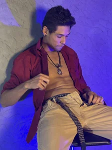 MaxHuston Public Gambar 2