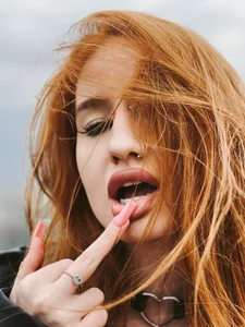 DorothyGilbert1 Windy day Immagine  8