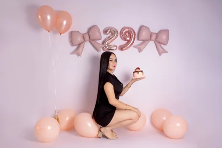 It's my Birthday🎈 de ALEXA_STORM  3 Imagens