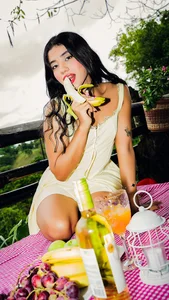 Harmony_Malkova sexy cute picnic day Pic 6