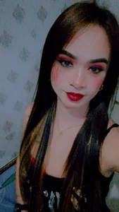 TS_Sweetgirl24 Public Pic 5