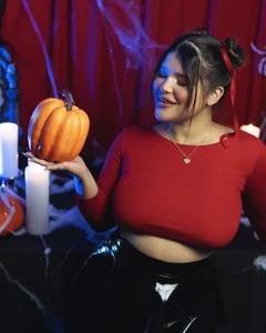 AvrillThomas Halloween 🎃 صورة واحدة|AvrillThomas Halloween 🎃 صورتان|AvrillThomas Halloween 🎃  4 صور|AvrillThomas Halloween 🎃  4 صورة