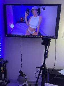 miaxcarter 😮‍💨🫀 Hình 3