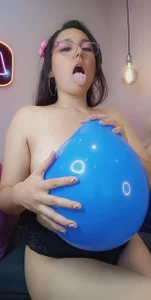Yoko1502@xh BALLONS FETISH Pic 4