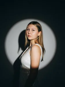 FaySagal Lace & Grace Foto