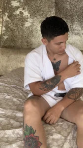 Aangelhot For you  3টি ছবি