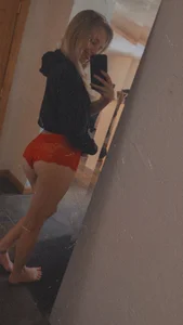 SnowwBunzz's XXX Nude Photo 8