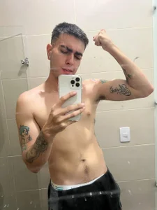 Andy_shaaw Public Pic
