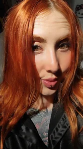 mariianna_lopez_ I love these photos 🖤🧡 Pic 6