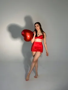 RollingGirlzzz Valentine's Day Pic