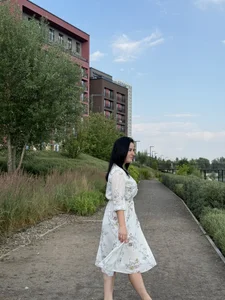 JuliyaMayss grn Pic 4