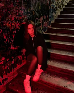 LauraMystiq Public Poză 3