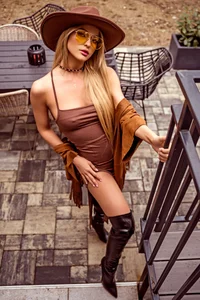 AnyaLov Untouched Bilde 7