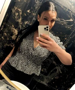 AlexandraRandSweetness图片 5