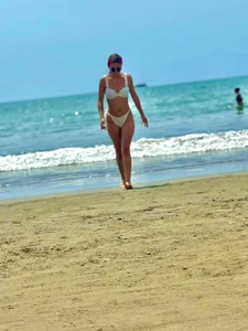 Sun and Beach ☀️🏝️ od VioletWinters  3 snímek