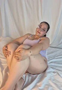 Reina_Mia1: Dangerously Sexy 🍑🌹 ( 3 фото)