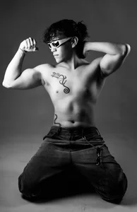 adrian_black86306 Sexy Pic 2