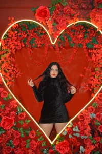 AllisonRogersX San Valentins Day Pic 3