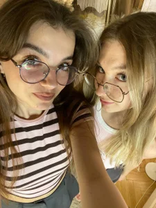 FlairEdgin Flora and Sophie Bilde 4