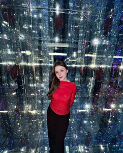 LeishaRocher Public slika 9