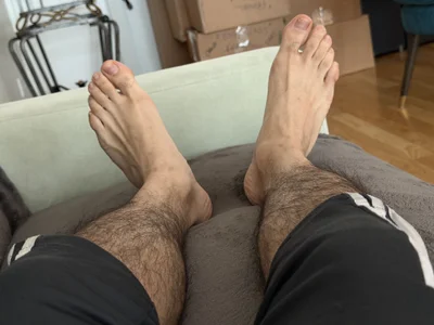 9x6batestudLA My feet Foto 5