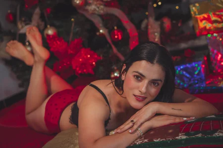 BellaClaiir A naughty Christmas surprise รูป 