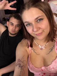 Dylan_Chloe Public Billede 3